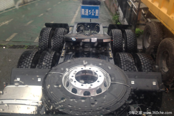 �׸�ʮ���ᳵ&nbsp;�����ʨ�ؿ�ǣ��������