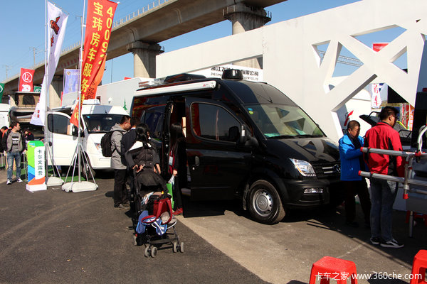 ��������ͨ&nbsp;&nbsp;��γ�Ϊ����չ�����Ƕ仨