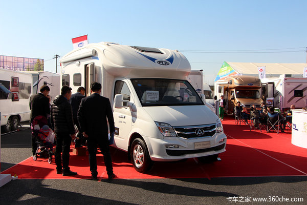 ��������ͨ&nbsp;&nbsp;��γ�Ϊ����չ�����Ƕ仨