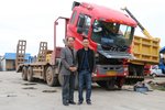 150公里能挣2000多 两兄弟开平板运输车