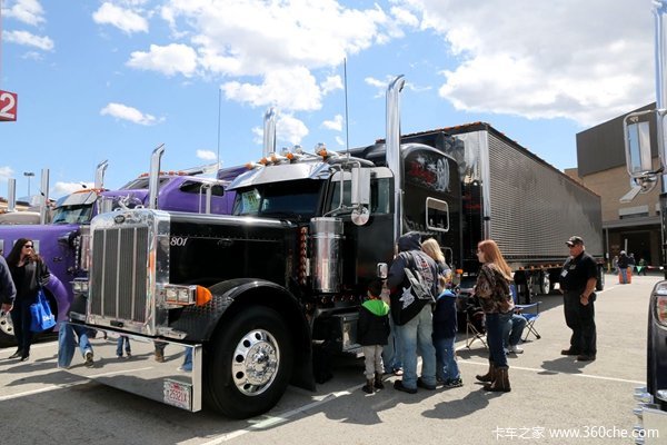 2016MATS 一开就40年 老美女司机真彪