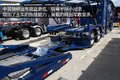 低底盘装卸快！老美擎天柱中置轴轿运车
