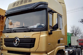 降价2.87万 西安X3000 6×4牵引车促销