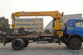 送10桶尿素 十堰东风随车吊促销降价1万