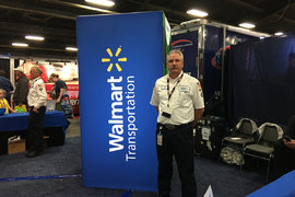 美国司机挣多少？车展招聘手册解密福利