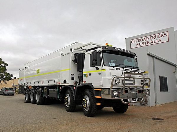 又來大家伙 太拖拉提供10x10采礦作業車