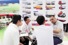 ������㽻�� �߶�Ʒ�ʻ��޹��ʿͻ�