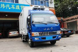 城市冷链配送之选 骏铃4.2米蓝牌冷藏车