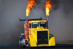 ʱ��554 �����ɻ��ĵ�������رȶ���