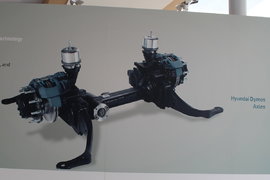 北京车展:现代零部件除了桥箱还有四驱