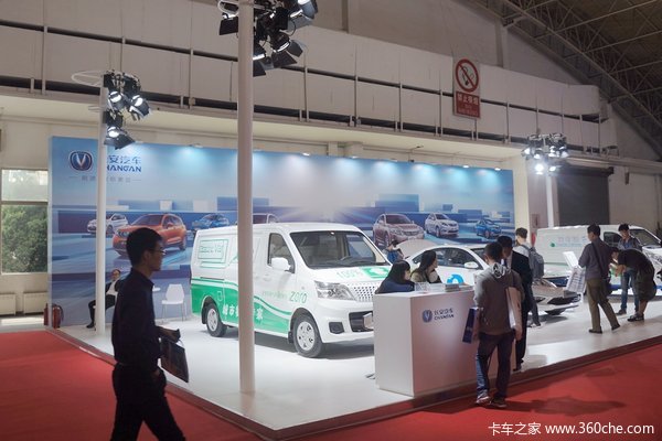 ������չ���������E-M80���綯С���