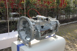 操作方式大不同 两款12档箱应该这么用