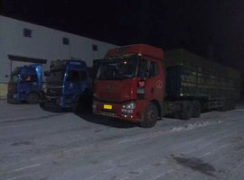 子承父业运粮为生 20代司机的酸甜苦辣