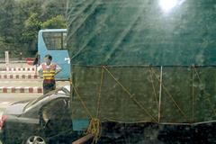 ʮ������ �������γ���ײ�����׼�Ա�