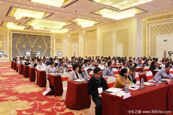 安全管理是基础 危险品车队门槛再提高