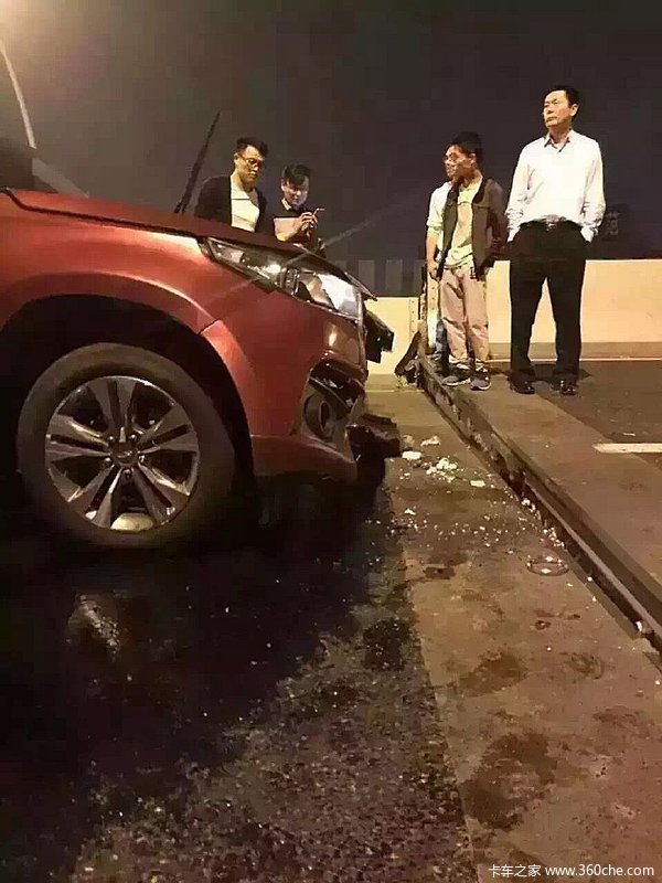 �������ذٶ�Υ���ϸ߼�&nbsp;ѹ���Ϻ��л�