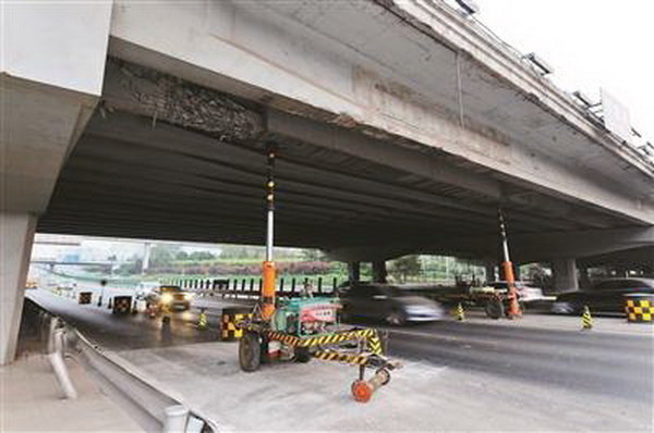 ���س��𻵽�ͨ��ʩ&nbsp;������߿�������