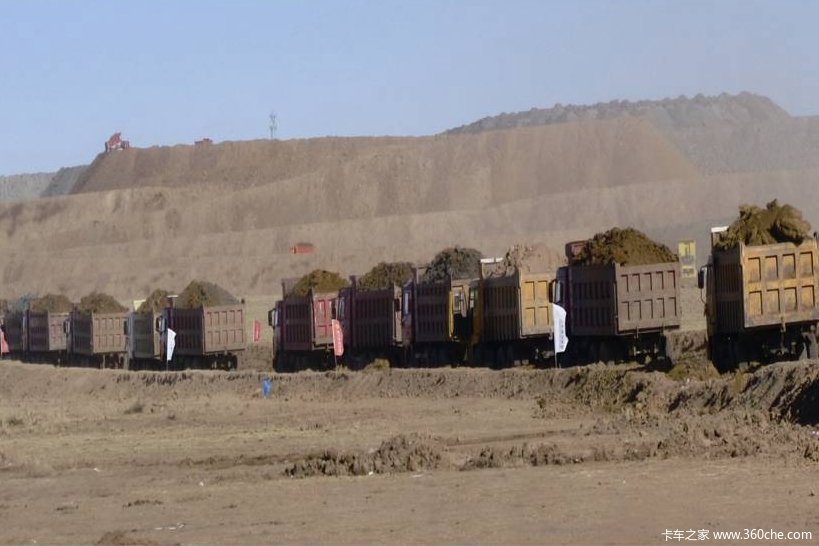 【图】内蒙露天煤矿 记录无数老司机折腰之地