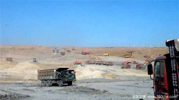 内蒙露天煤矿 记录无数老司机折腰之地