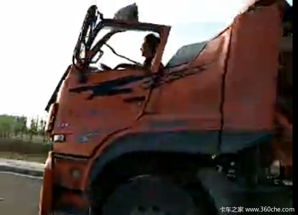 �߶������䳨��&nbsp;��ʻԱ��ֱ�����ڿ���