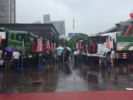 联合卡车新城市渣土车