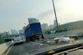 桥都塌了还跑? 外地货车上海高架又惹祸