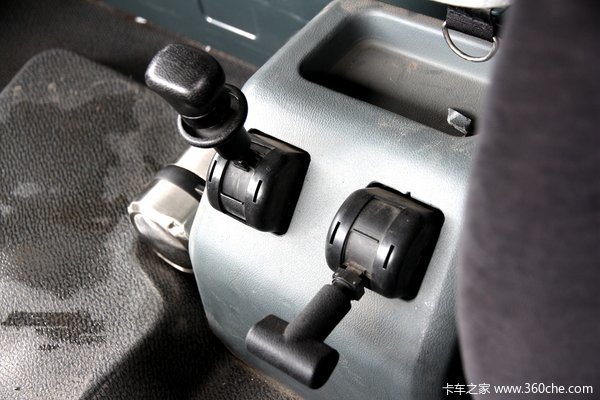 ������ɲʹ��������&nbsp;ײ����լ��ʧ����