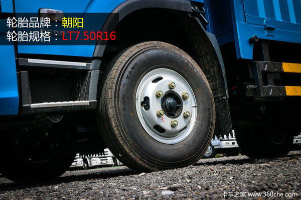 ����3000&nbsp;���������̨��ά�¹����Ῠ