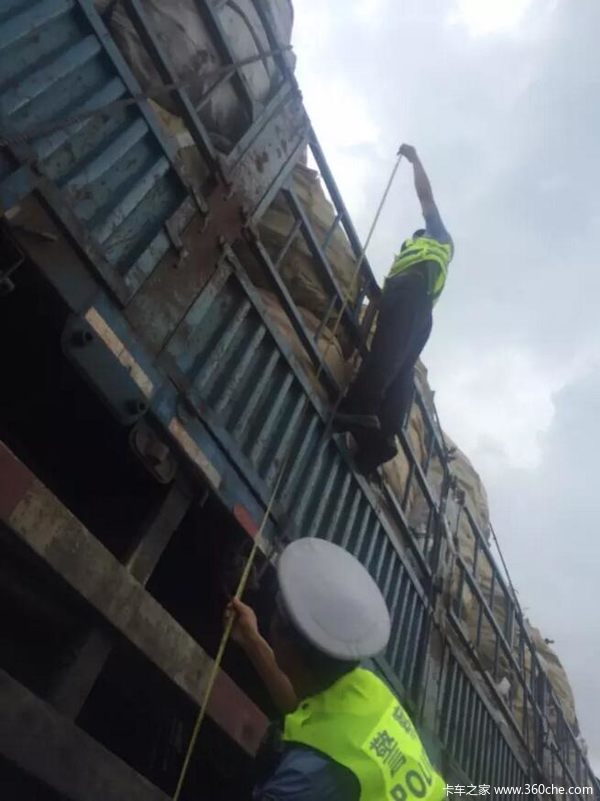 �������λ����Ŵ���&nbsp;���ؿ����н��ٱ�