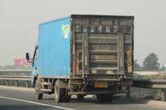 4��2װβ���ϲ������� β���ƹ㲻����