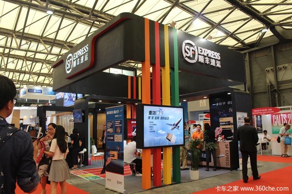 顺丰速运亮相物流展 兼顾做撤展生意