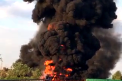 �͹޳���ը ���Ǹ���·�����շ�վ���