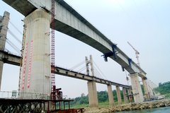 �¸��ٹ�ͨ���� �ӳ�����ɫ����3.5Сʱ