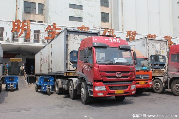 ����ʲô��������&nbsp;̰���˷�С�Ķ׺���