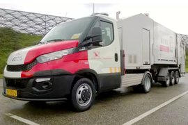 4x2+三轴挂 New Daily迷你版牵引车亮了