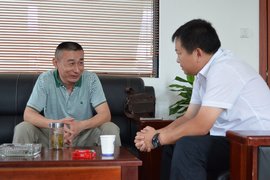 凝聚卡友圈 专访杭州热心网友赖玉泉