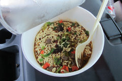 ����ֱ�����£�10��������˾���ְ��ֺ�