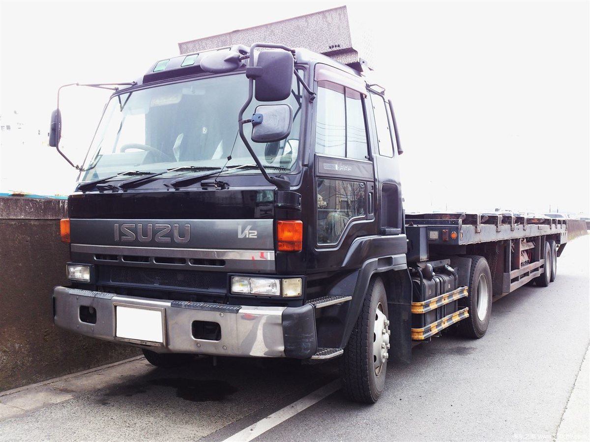 v12缸排量超20升五十铃大排自吸柴油机图片列表