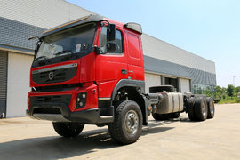 13升机440马力 图解6x6沃尔沃FMX油井车