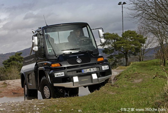 �ռ�ԽҰ&nbsp;Brabus��װ�汼��Unimog&nbsp;U500