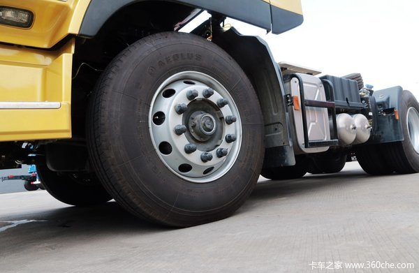 'С����'������Ь&nbsp;����ʮ����̥˭�Ͻţ�