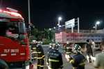 青岛女子过马路 惨遭大货车轮碾压身亡