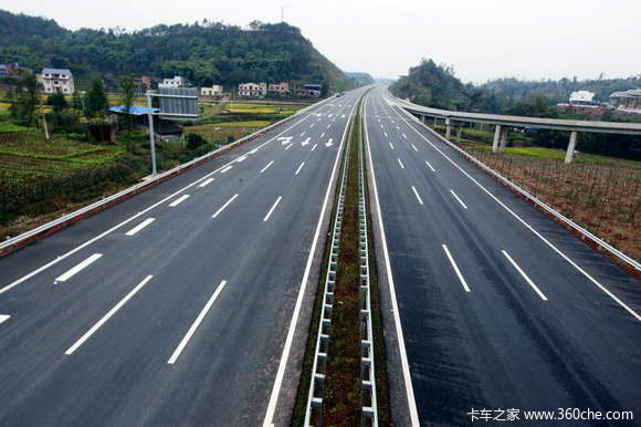 交通管制 成渝环线高速渝遂段将要大修