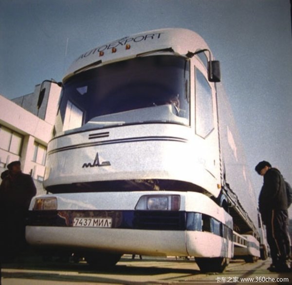 ����ǣ����զ��&nbsp;�������������Զ���