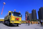 更绿色环保 解放天V智能渣土车交付菏泽