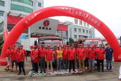 �����ֳ��� ���ѽ�����ս��̨��վ��ս