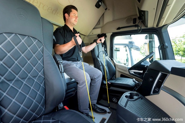 ������20��&nbsp;����Actros�ٻغ�ŵ��