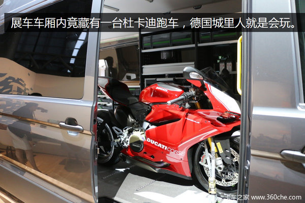 车厢内装跑车 德国曼全新TGE静态评测