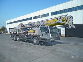 中联首4.0汽车起重机