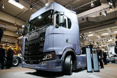 V8������580���� ˹������S580ǣ����